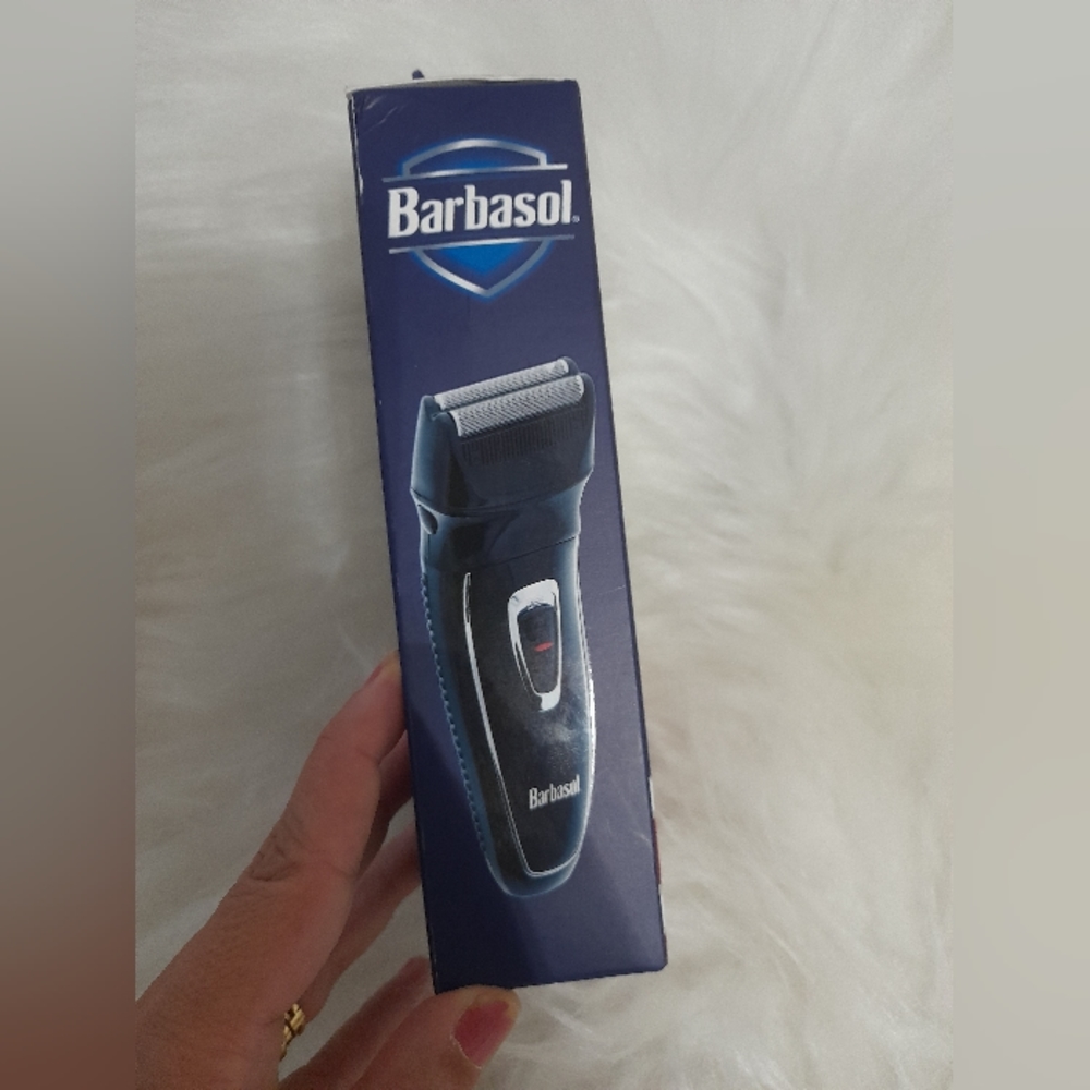Barbasol rechargeable foil shaver